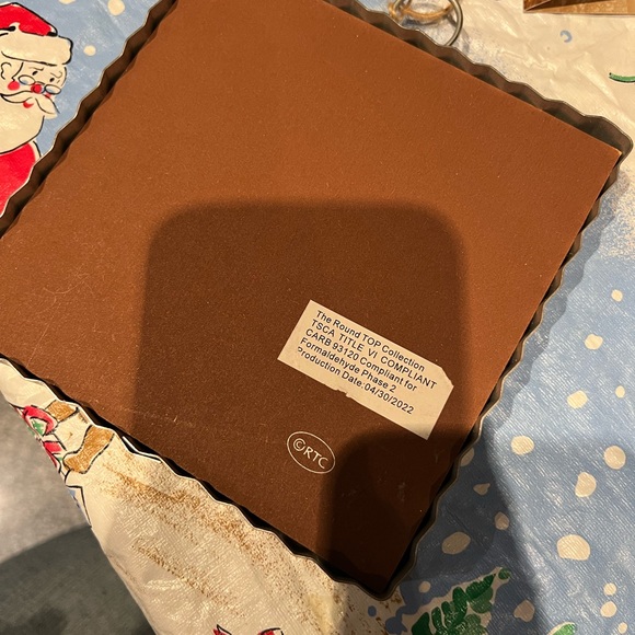 Round Top collection nativity print that feels like paint with a little sparkle - Picture 4 of 6